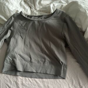 lululemon gray active top